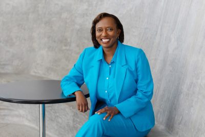 headshot of Kelly Oaks